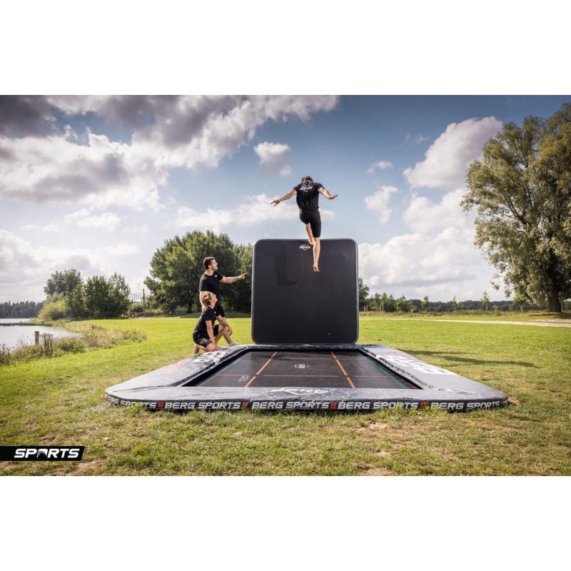 Cama elástica BERG Ultim Pro Bouncer FlatGround 500 + AeroWall 2x2 BLK&GRY