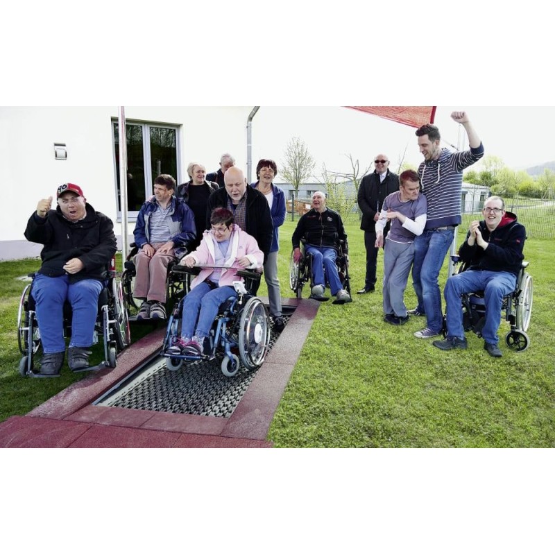 Cama elástica para sillas de ruedas