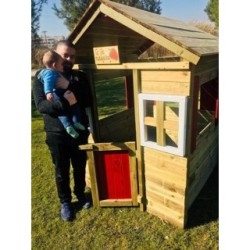 Casinha infantil de madeira MASGAMES MORANGO DELUXE XL