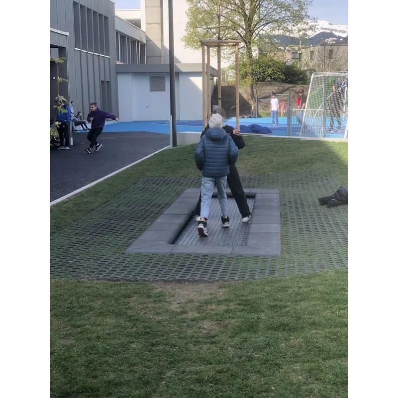 Losetas de caucho para césped