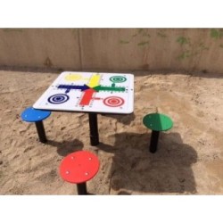 Mesa de parchís de exterior con 4 asientos
