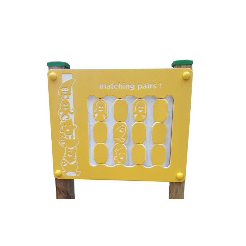 Panell de joc "Troba la parella" amb suports de fusta