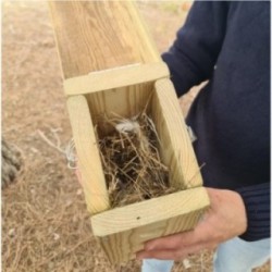 Caja nido para pájaros de madera tratada MASGAMES SPARROW