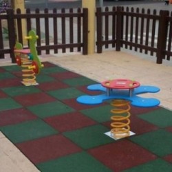 Balancín muelle cuádruple FLOR